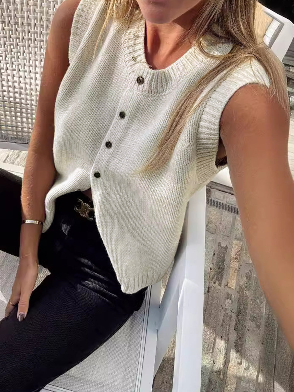 Sleeveles Knitted Women's Cardigan