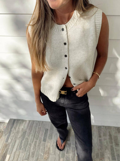 Sleeveles Knitted Women's Cardigan