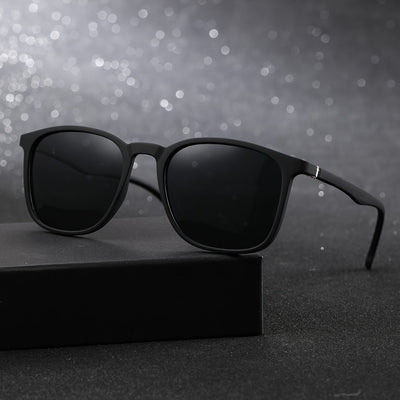 Refined UV Protection Men's Eyewear