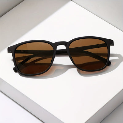 Refined UV Protection Men's Eyewear