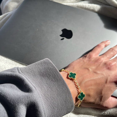 Retro Clover Bracelet Set