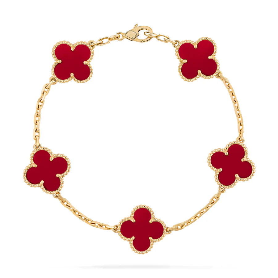 Elegant clover leaf Bracelet