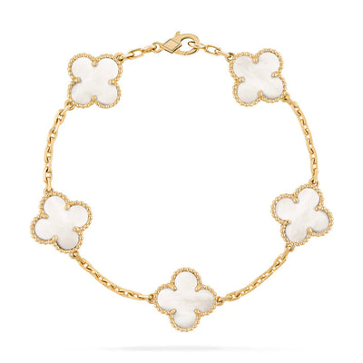 Elegant clover leaf Bracelet