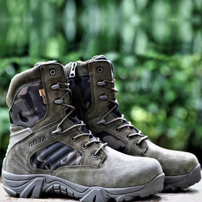 Tactical combat boots with insulation, waterproof design and robust grip for outdoor activities.