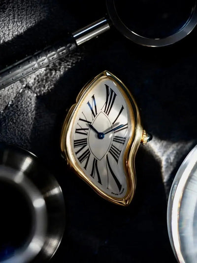 Unique Timeless Melting Watch Design