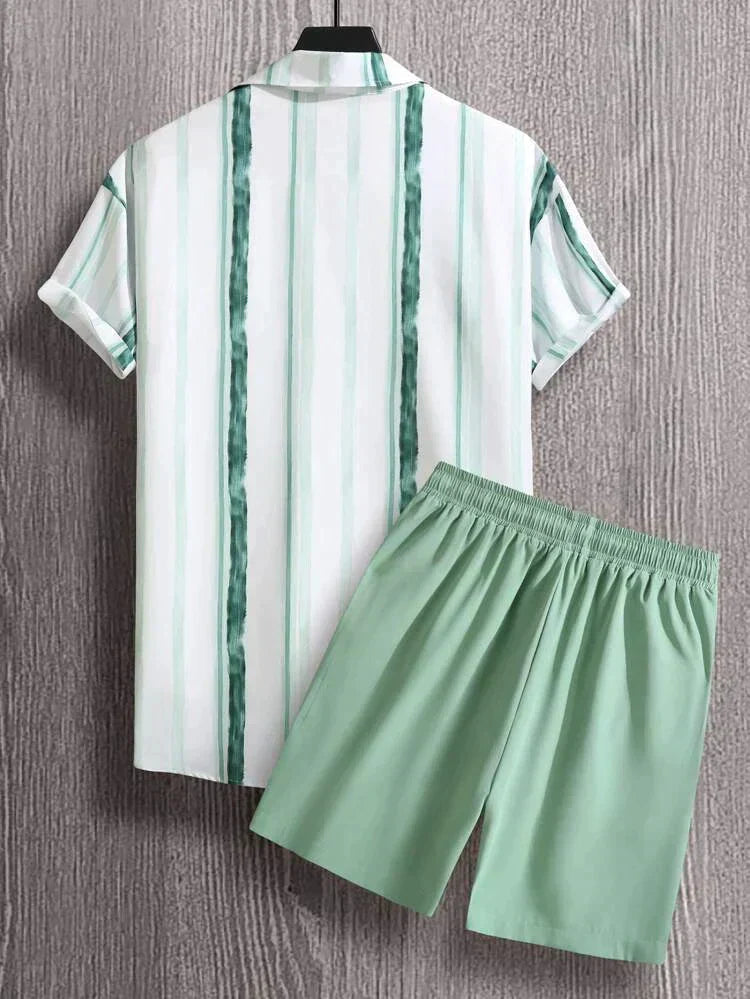 Casual Striped Summer Outfit