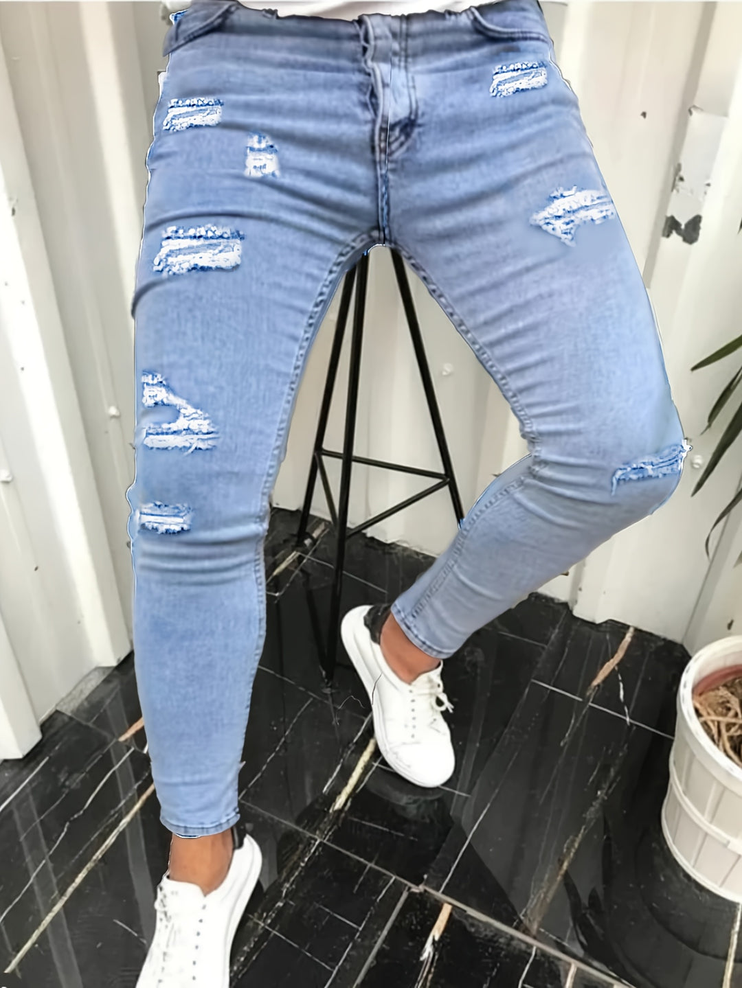 Ripped Slim Fit Men's Jeans