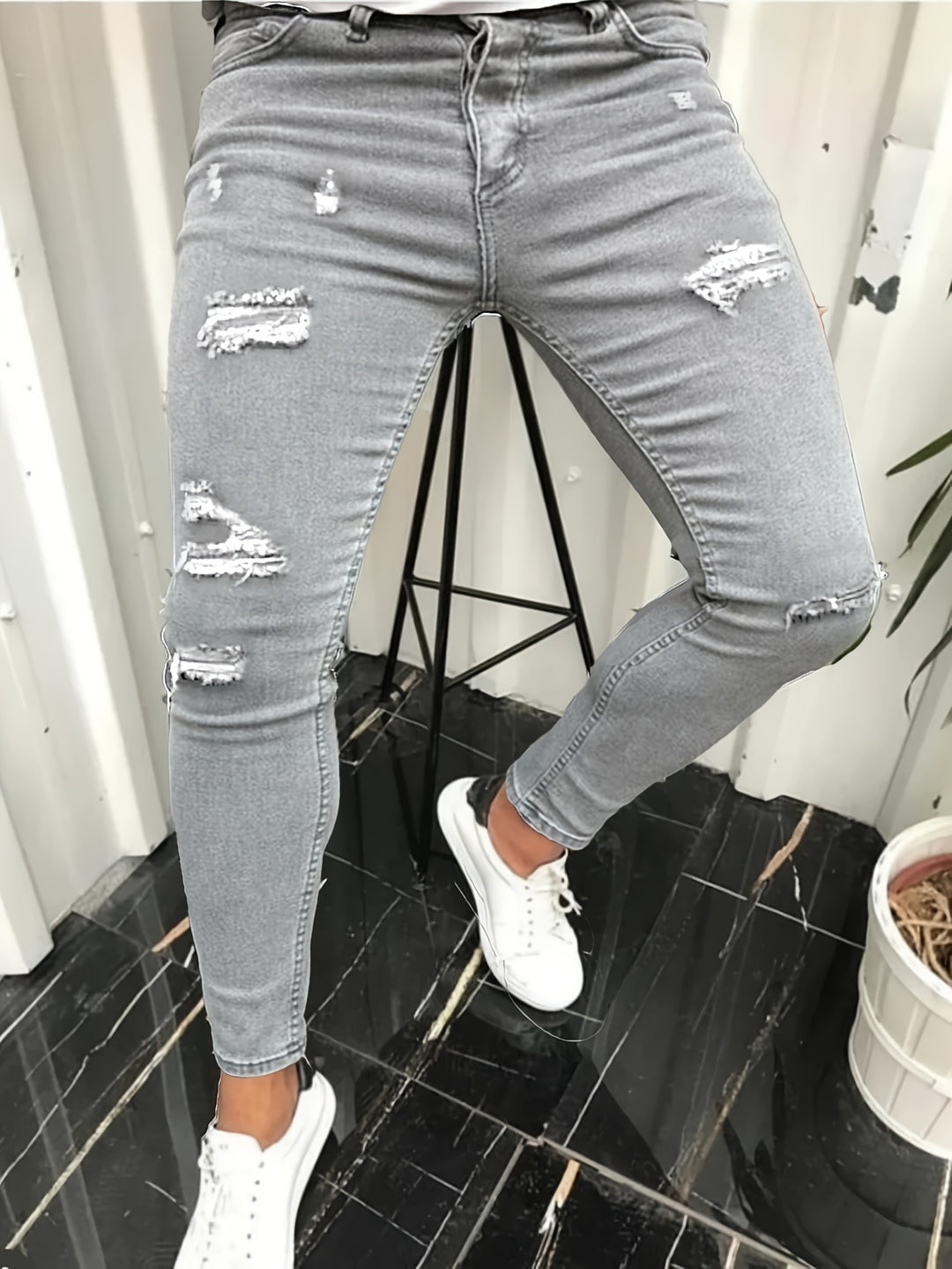 Ripped Slim Fit Men's Jeans