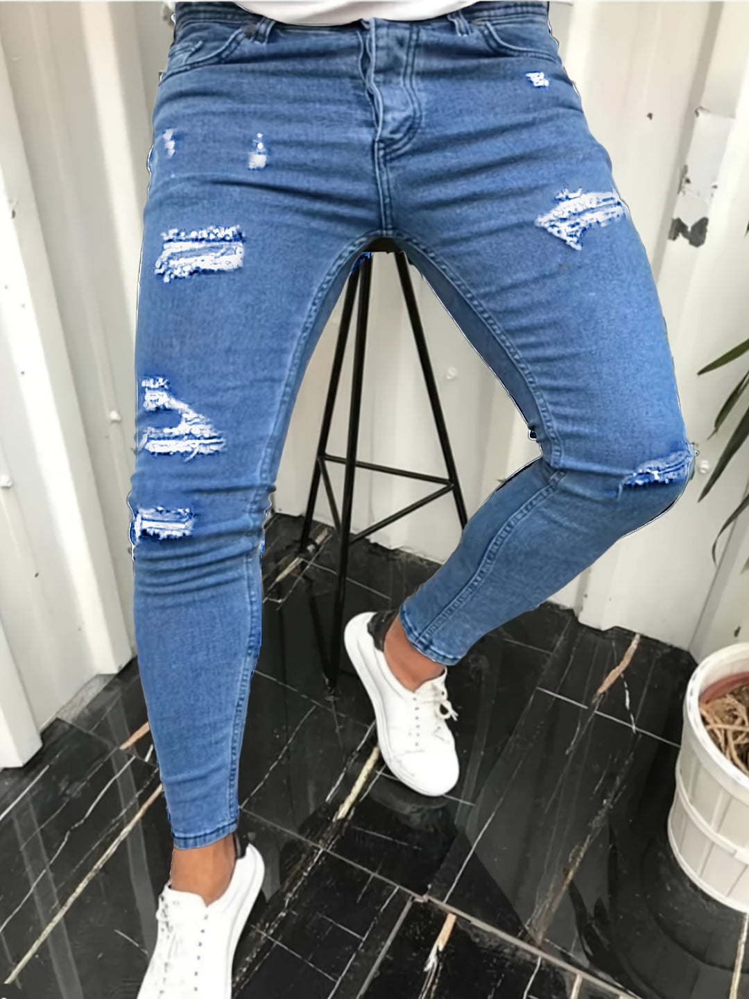 Ripped Slim Fit Men's Jeans