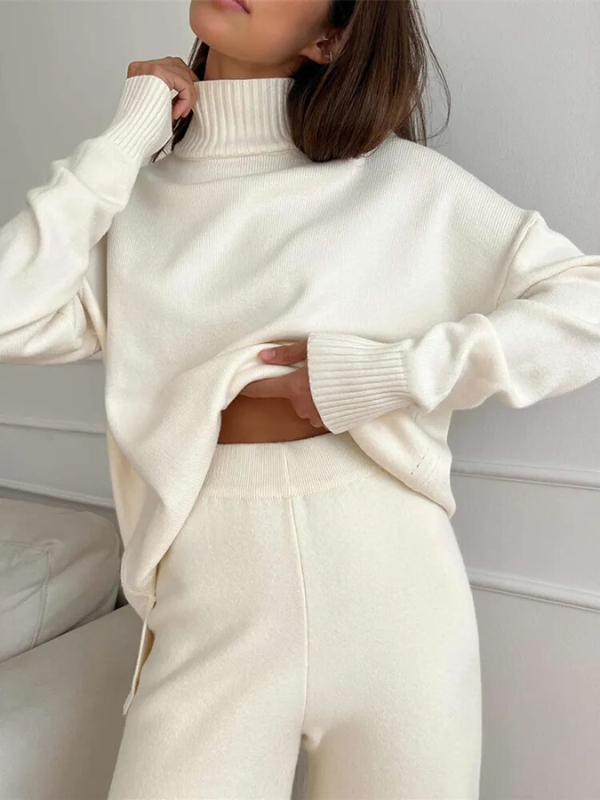 Classic & Stylish Knitted Set