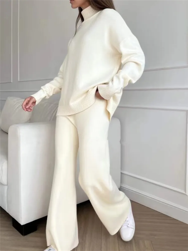 Classic & Stylish Knitted Set