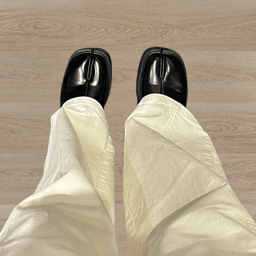 Modern Comfort Split-Toe Shoes