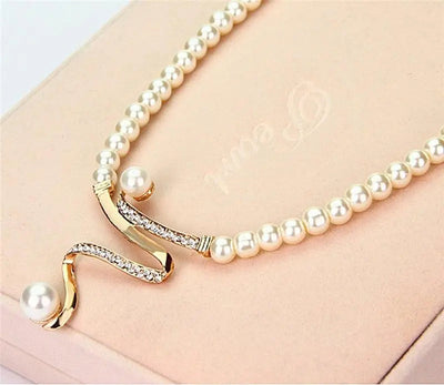 Handcrafted Elegant Pearl Jewelry Set
